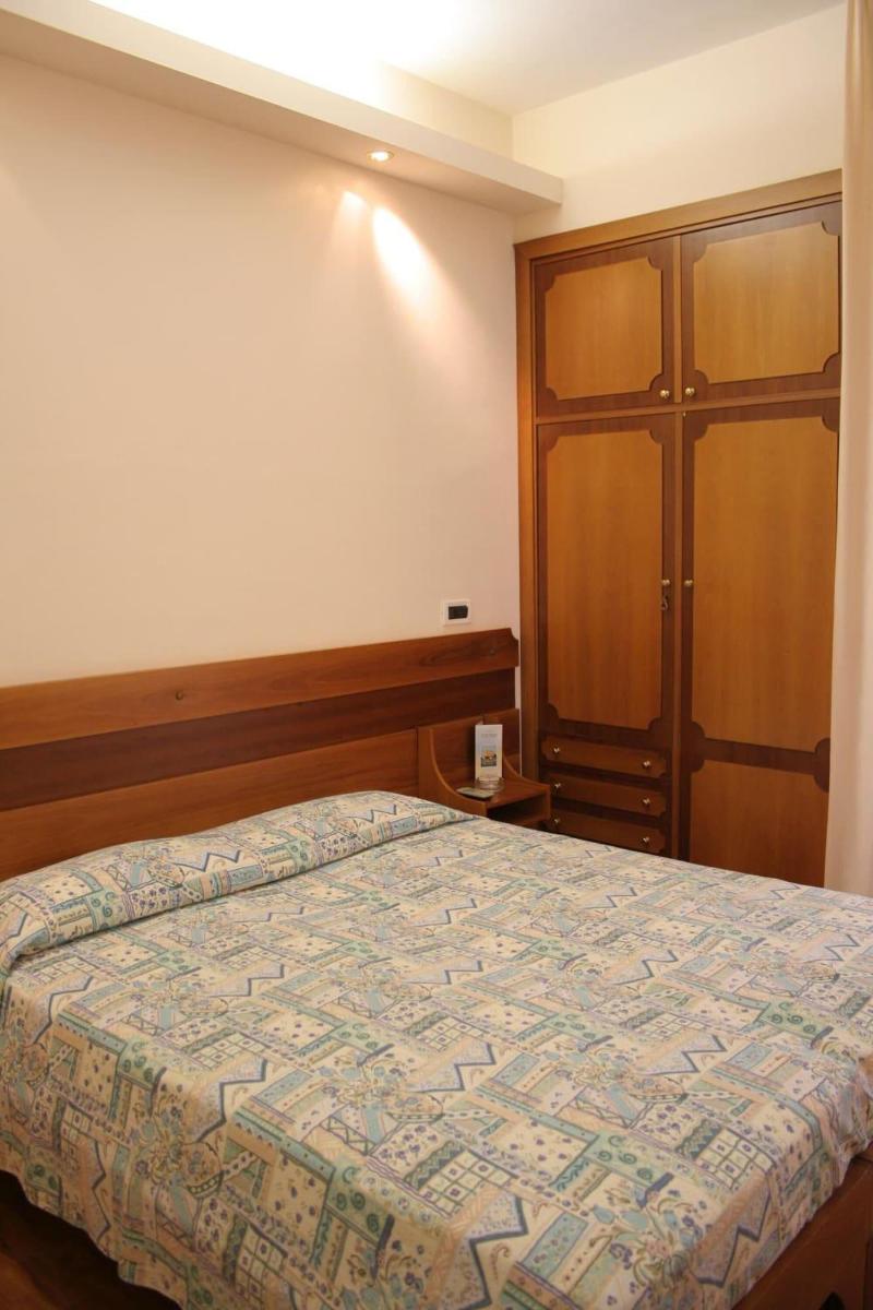Hotel Sirena image