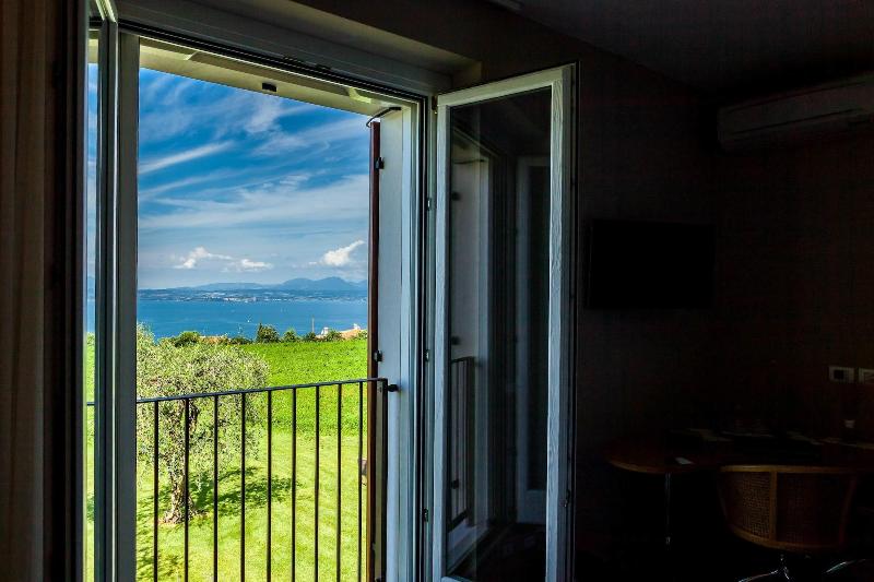Quercia Belvedere Relais image