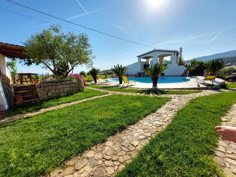 Agriturismo B&B Domo De Resteblas image