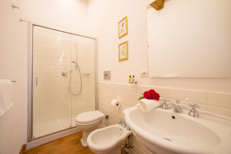 Tenuta Torre Rossa Farm & Apartments image