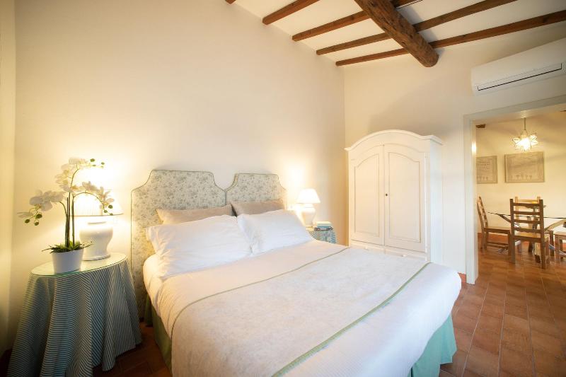 Tenuta Torre Rossa Farm & Apartments image