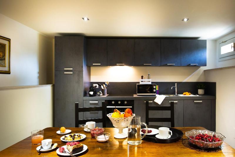 Tenuta Torre Rossa Farm & Apartments image