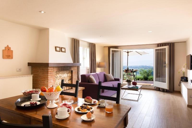 Tenuta Torre Rossa Farm & Apartments image
