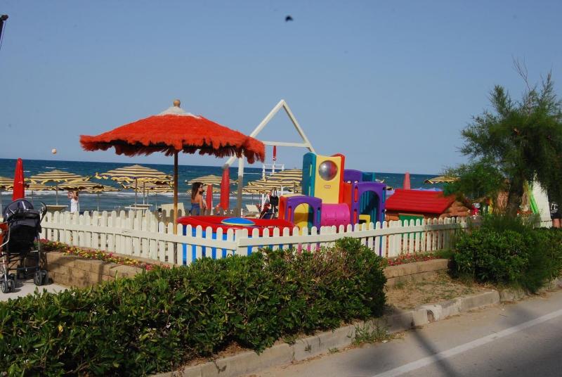 Hotel Caravel image