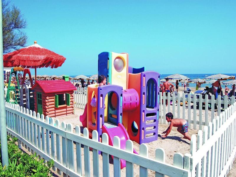 Hotel Caravel image