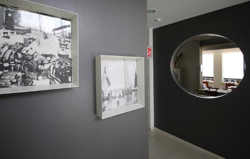 Hotel Caravel image