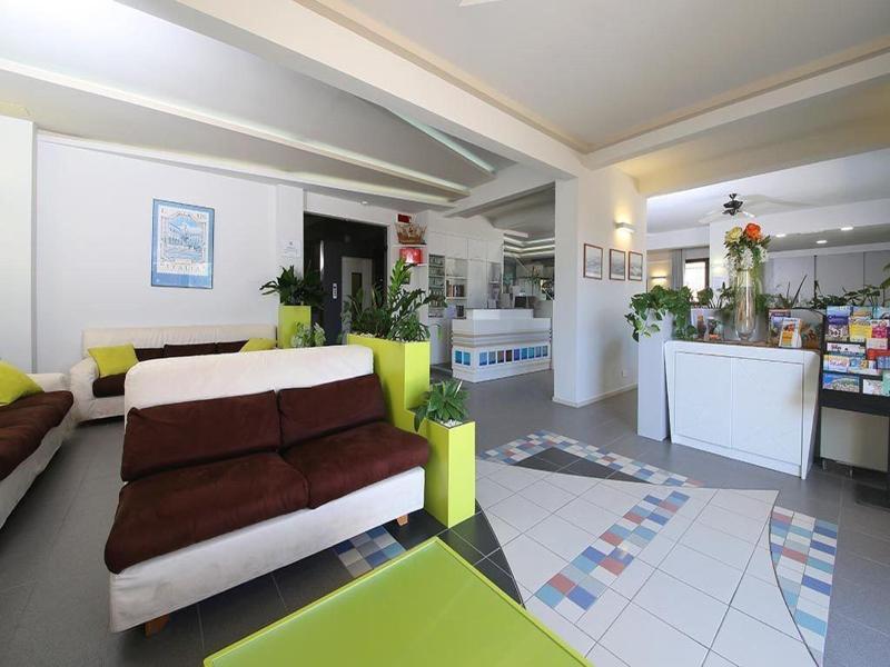 Hotel Caravel image