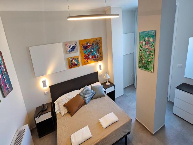 Hotel Caravel image
