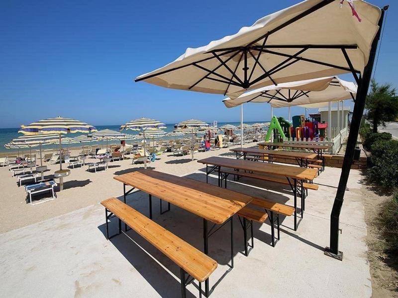 Hotel Caravel image