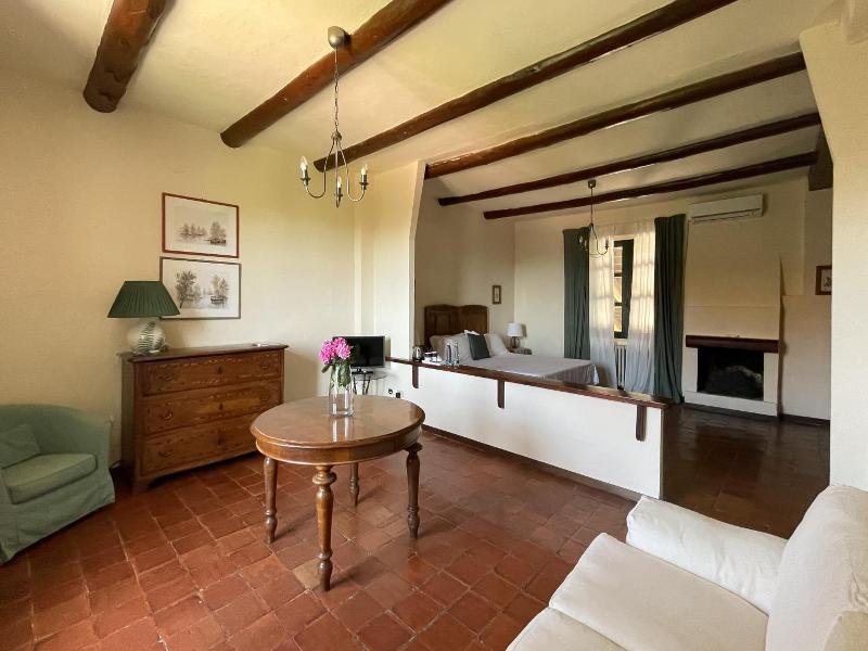 Agriturismo La Margherita - Golf Girasoli — exterior view