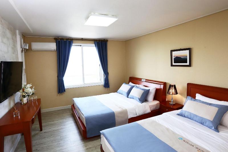 Mega Resort image