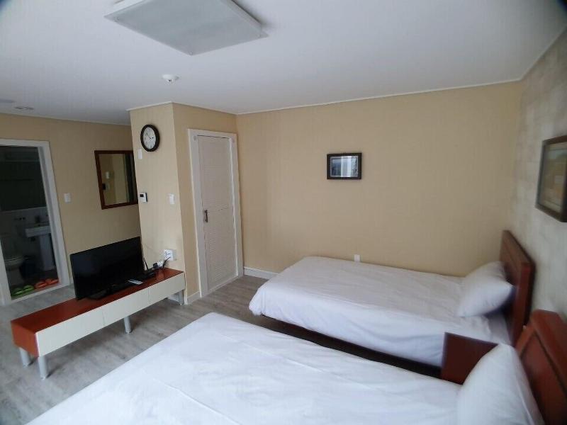 Mega Resort image