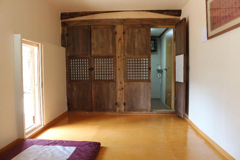 Gyeamgotaek image
