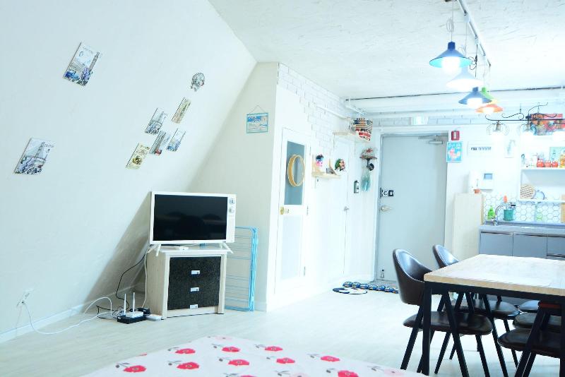 Residence Unicorn in Dongdaemun image