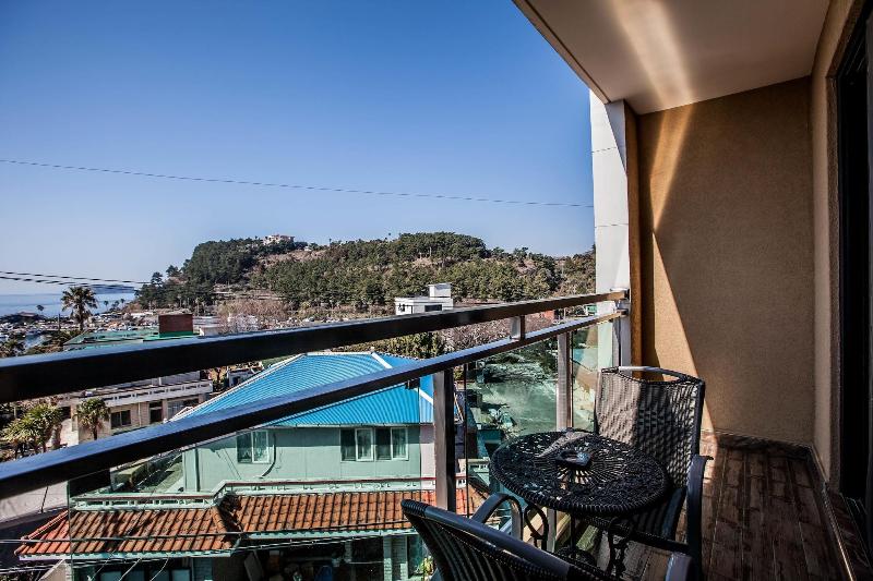 Cheonjiyeon Hotel image
