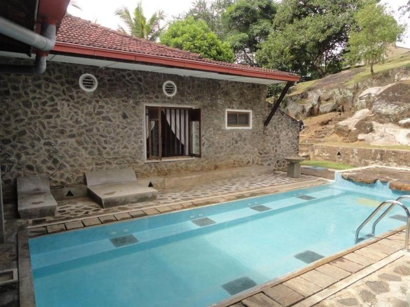 Serendip Stone Bungalow image