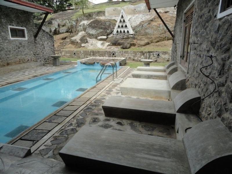 Serendip Stone Bungalow image