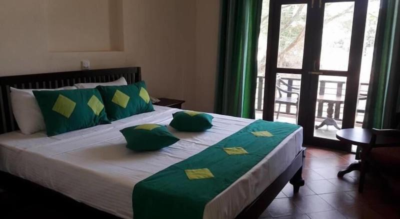 Serendip Stone Bungalow image