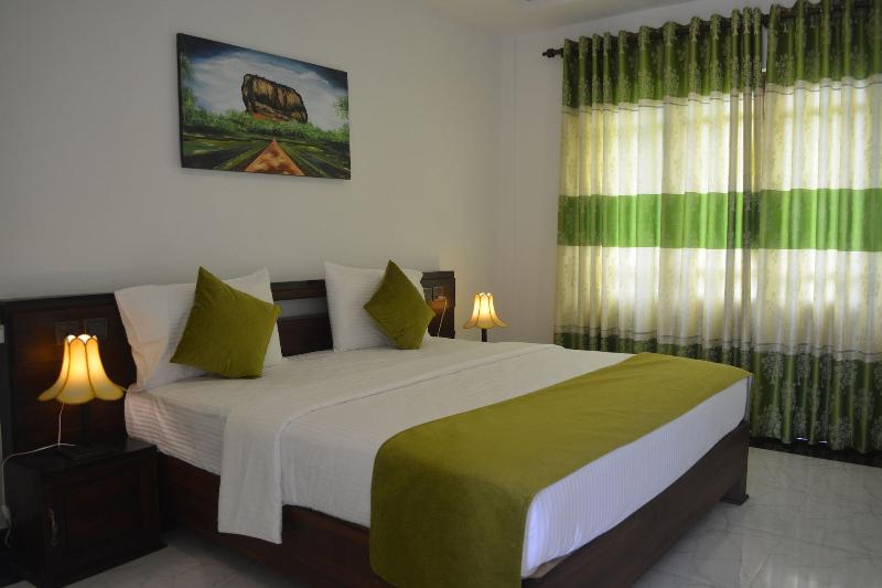 Hotel Golden Ray image
