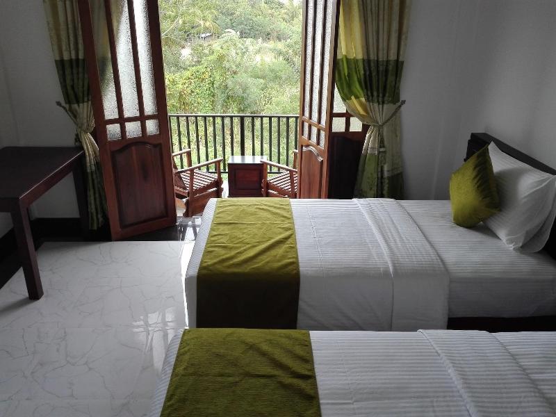 Hotel Golden Ray image