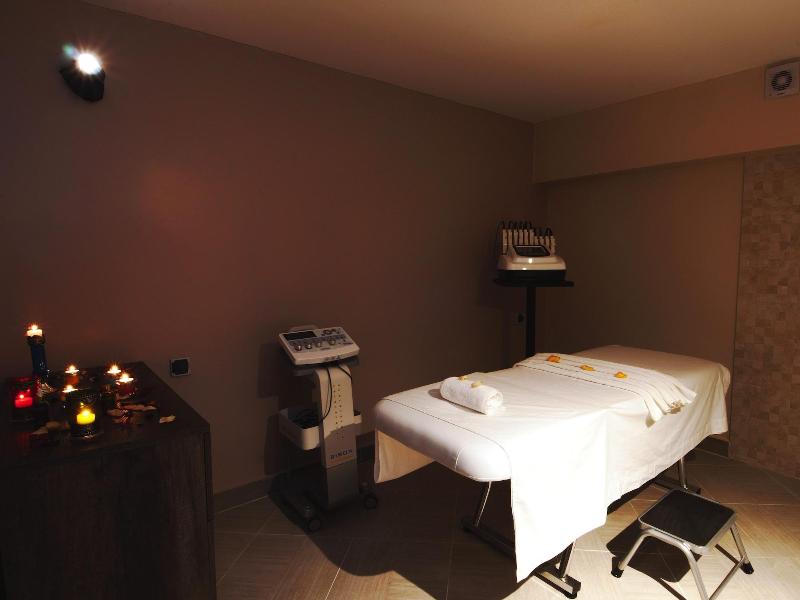 Aparthotel Les Oliviers Suites & Spa