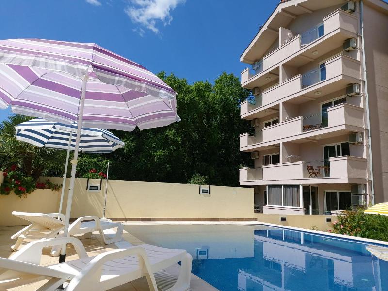 Hotel Premier image