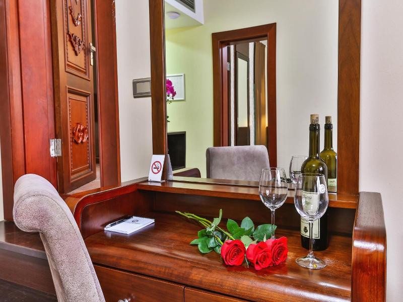 Hotel Premier image