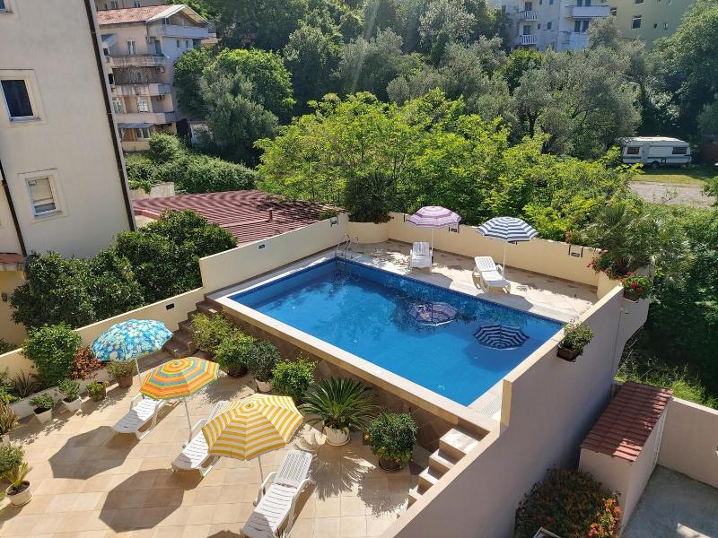 Hotel Premier image
