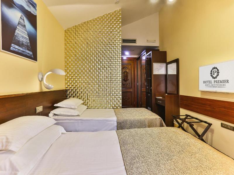 Hotel Premier image