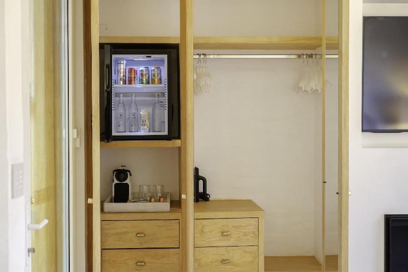 Lotel at Doce18 Concept House image