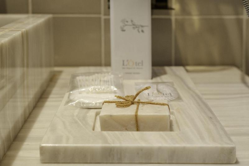 Lotel at Doce18 Concept House image