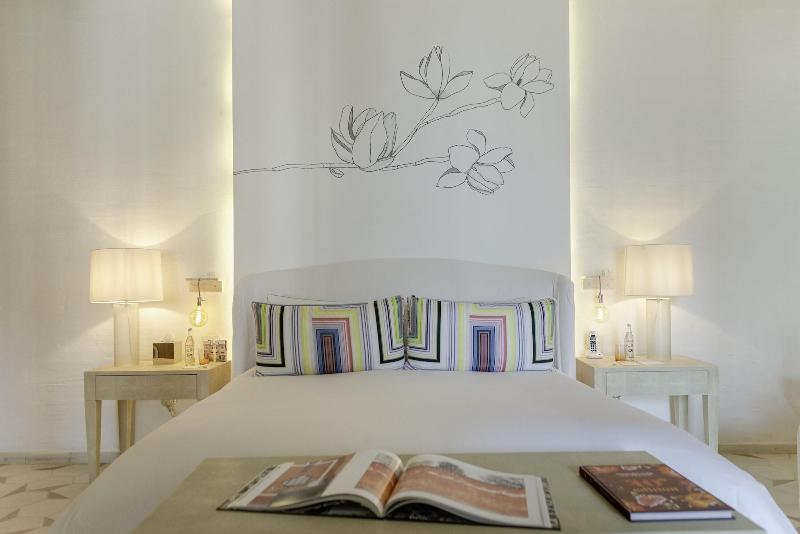 Lotel at Doce18 Concept House image