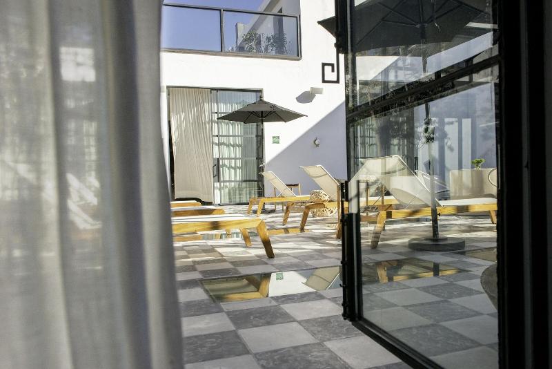 Lotel at Doce18 Concept House image