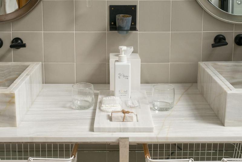Lotel at Doce18 Concept House image