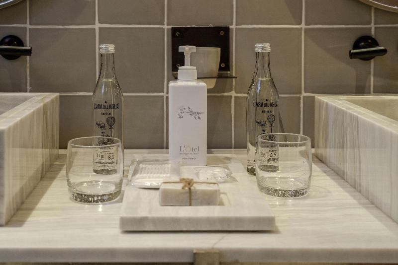 Lotel at Doce18 Concept House image