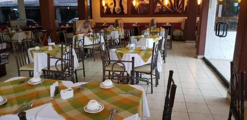 Hotel El Rancho image
