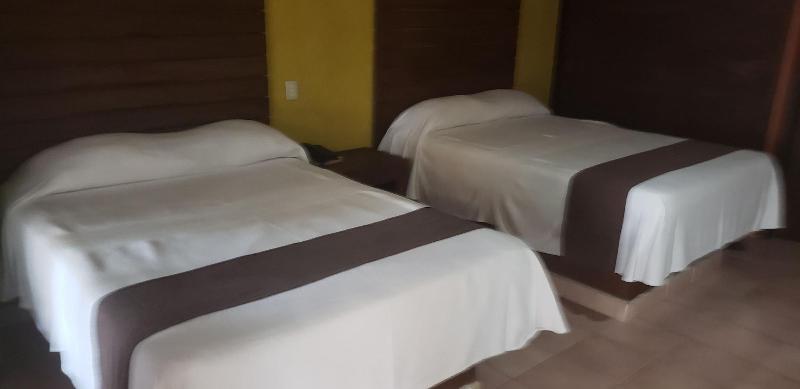 Hotel El Rancho image