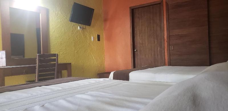 Hotel El Rancho image
