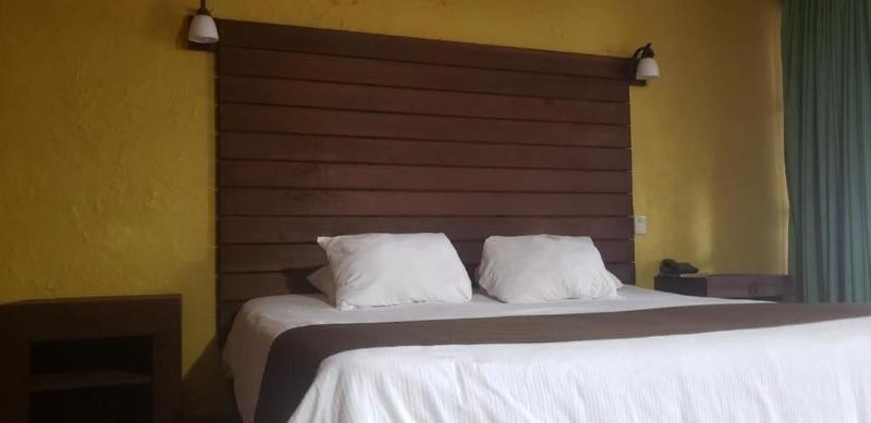 Hotel El Rancho image