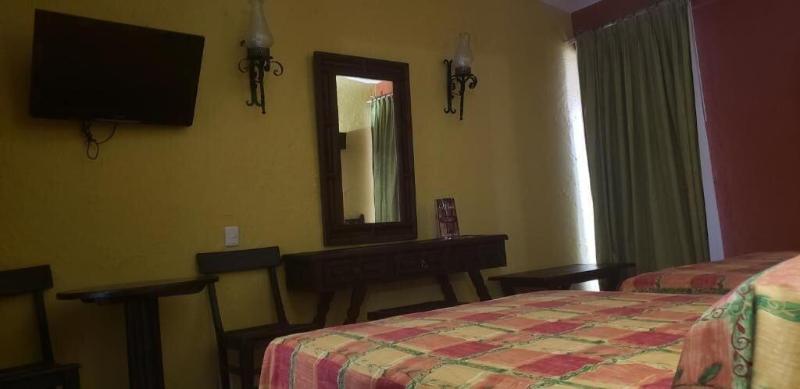 Hotel El Rancho image 9