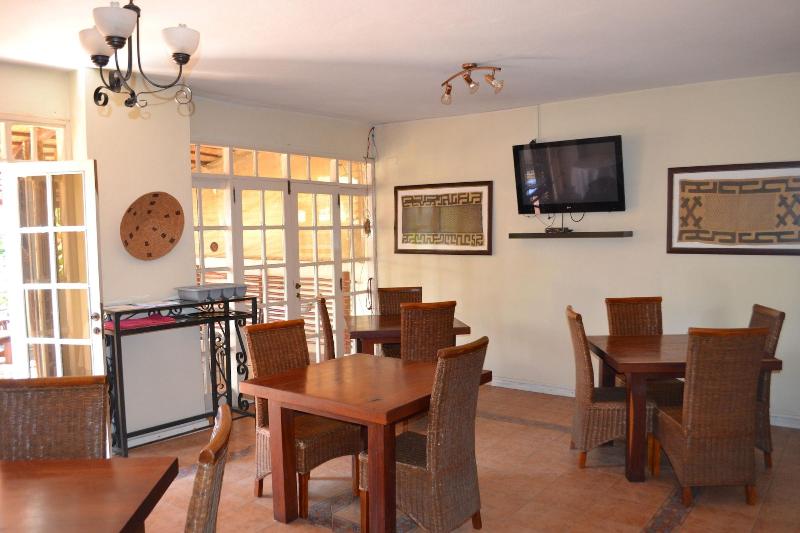 Sundown Guest House Maputo image