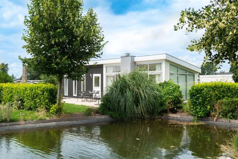 EuroParcs Resort de Biesbosch image