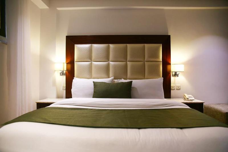 Lahore Continental Hotel image