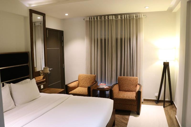 Lahore Continental Hotel image