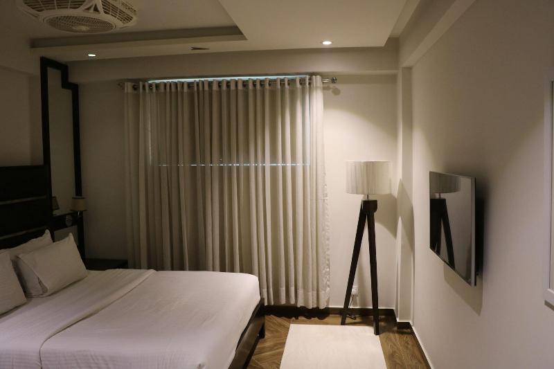 Lahore Continental Hotel image