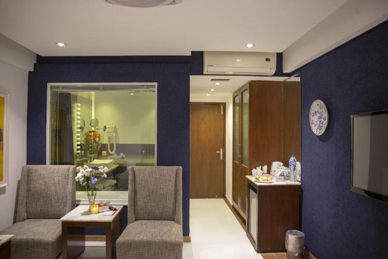Lahore Continental Hotel image