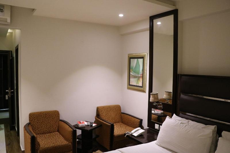Lahore Continental Hotel image