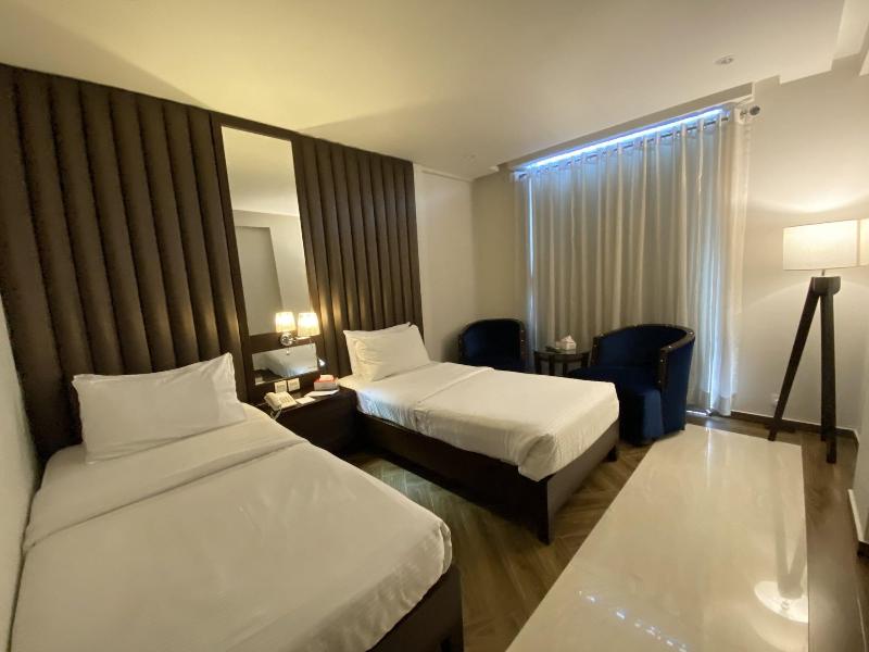 Lahore Continental Hotel image