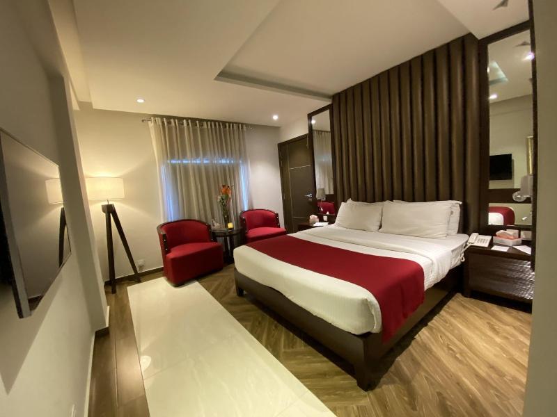 Lahore Continental Hotel image