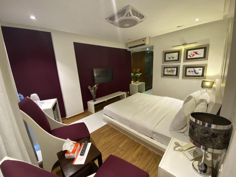 Lahore Continental Hotel image